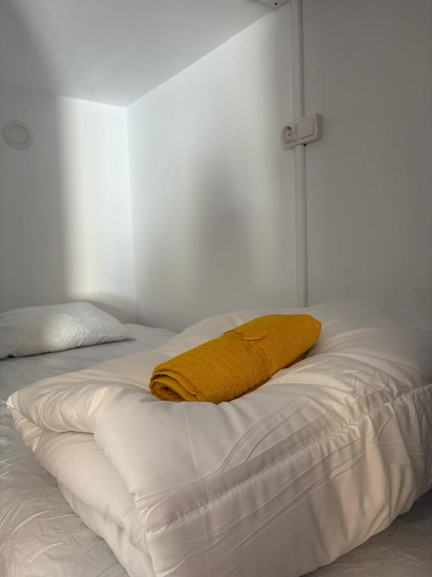 Spanglish Hostel Μπένιντορμ Εξωτερικό φωτογραφία