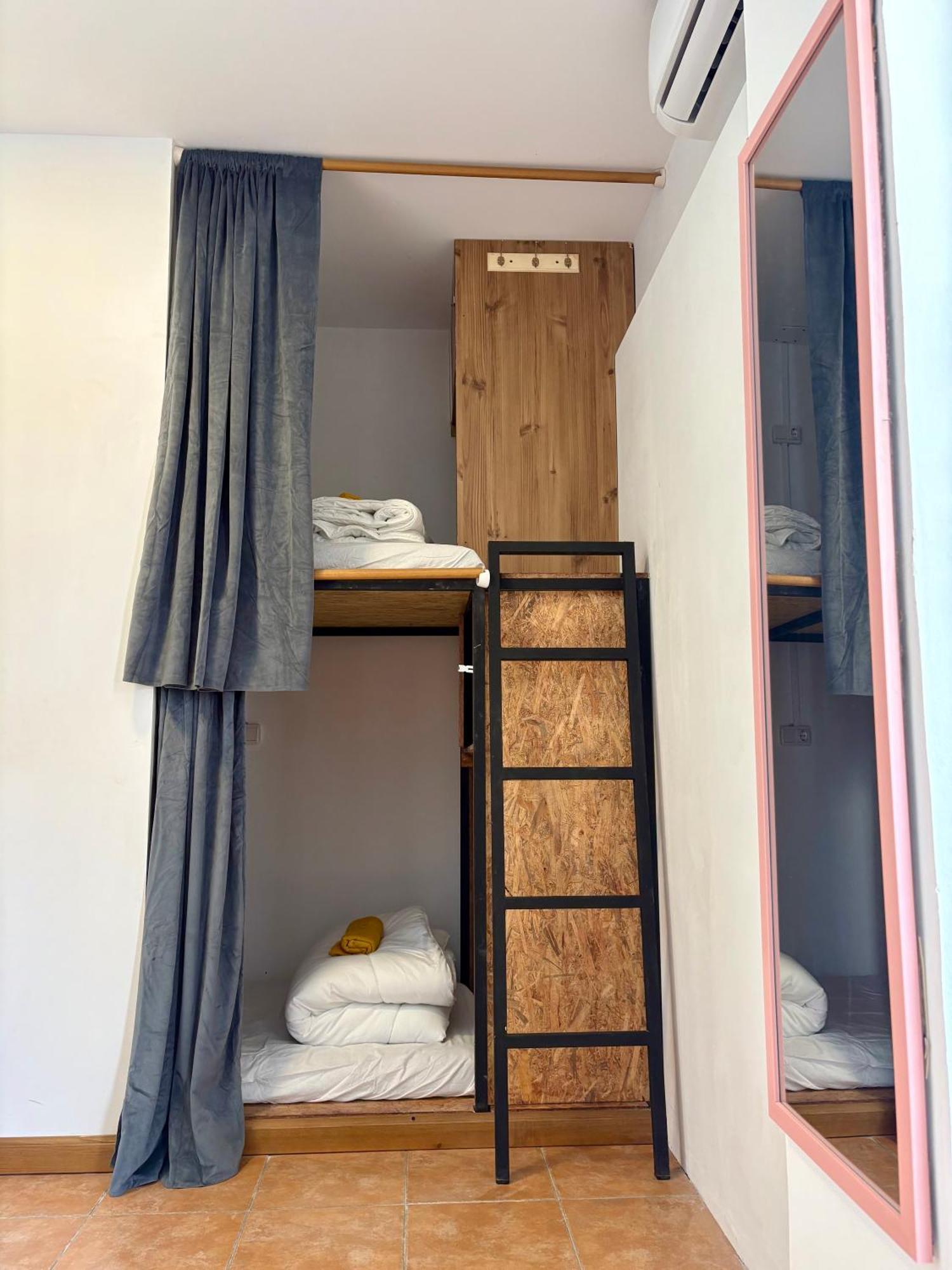 Spanglish Hostel Μπένιντορμ Εξωτερικό φωτογραφία