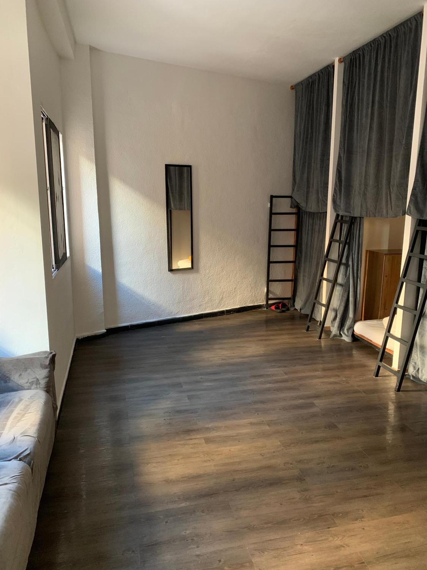 Spanglish Hostel Μπένιντορμ Δωμάτιο φωτογραφία